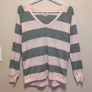 Tna stripped v neck sweater